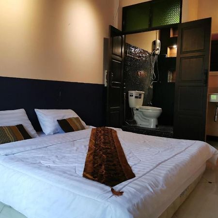 Madera House Chiang Mai Hotel Luaran gambar