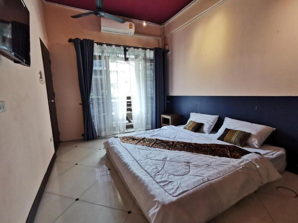 Madera House Chiang Mai Hotel Luaran gambar