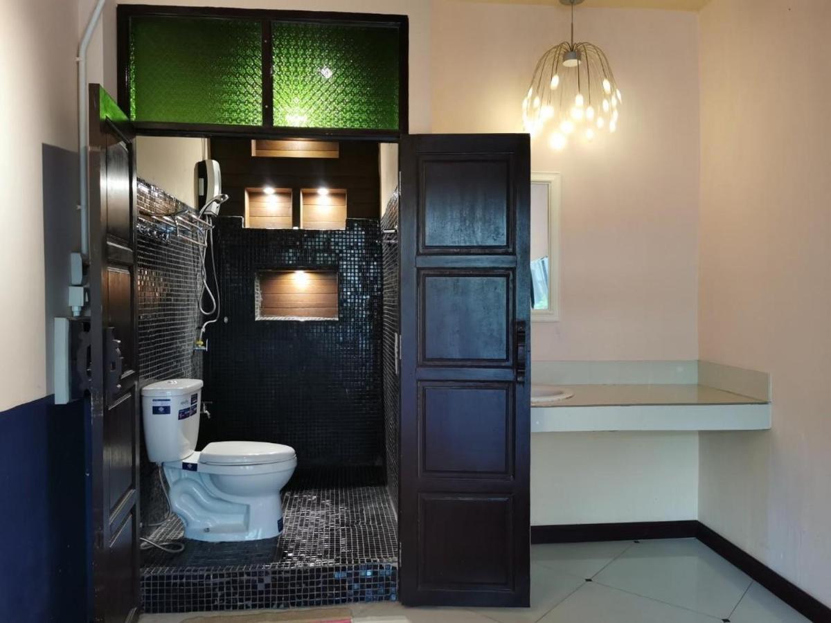 Madera House Chiang Mai Hotel Luaran gambar