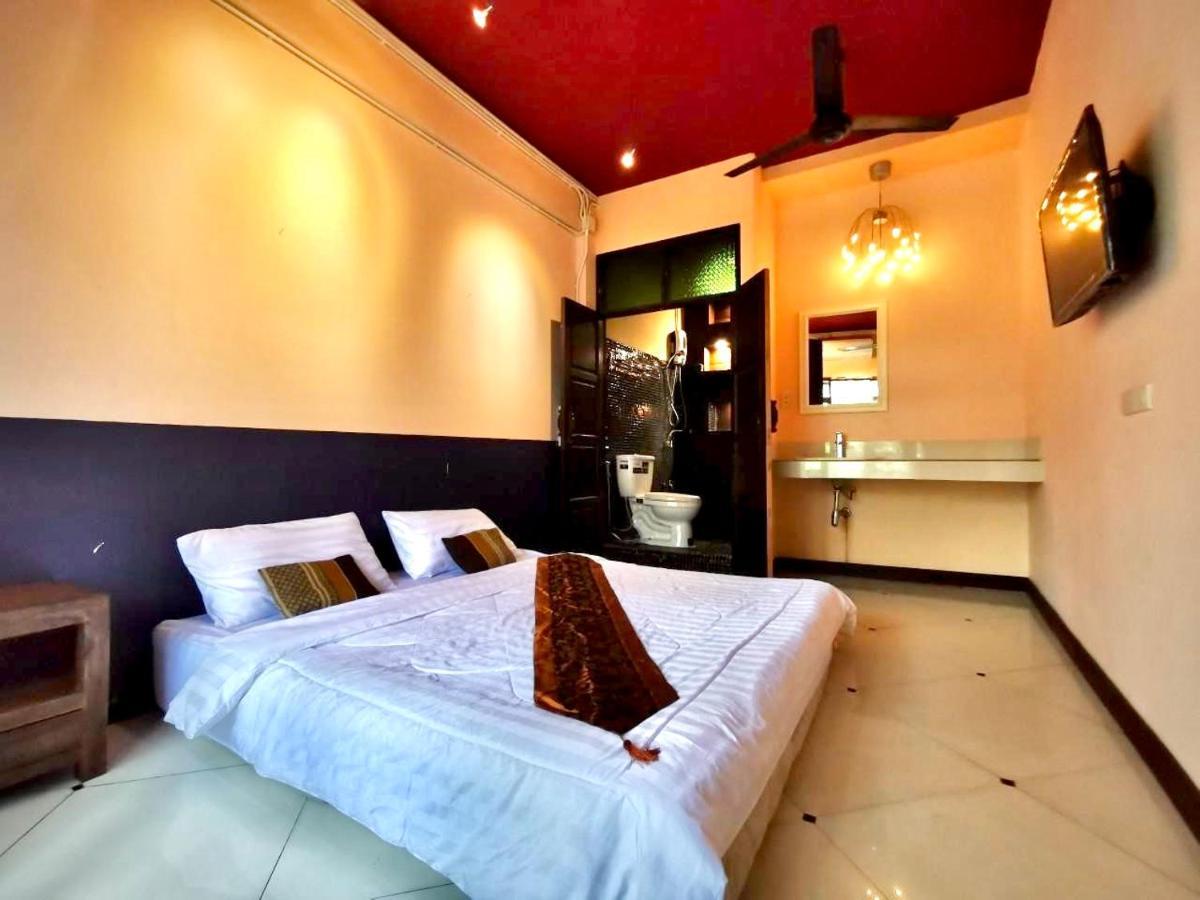 Madera House Chiang Mai Hotel Luaran gambar