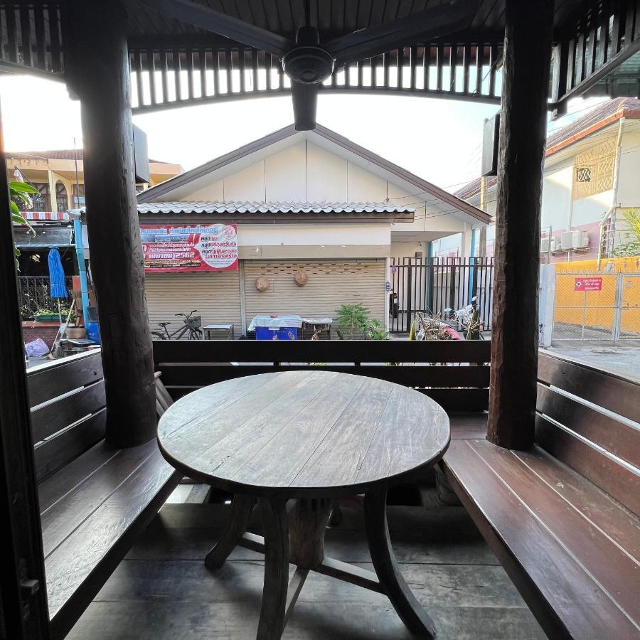 Madera House Chiang Mai Hotel Luaran gambar