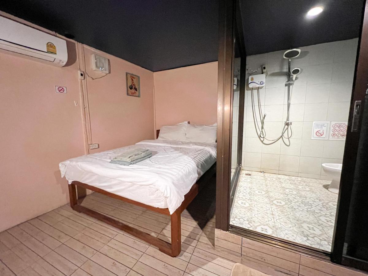 Madera House Chiang Mai Hotel Luaran gambar