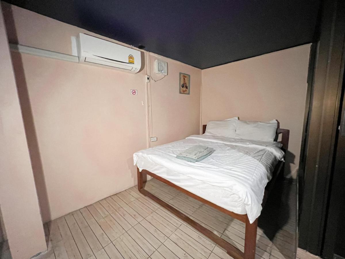 Madera House Chiang Mai Hotel Luaran gambar